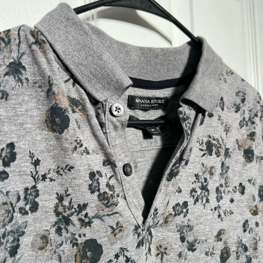 Men’s Banana Republic Gray Floral Short-Sleeve Polo